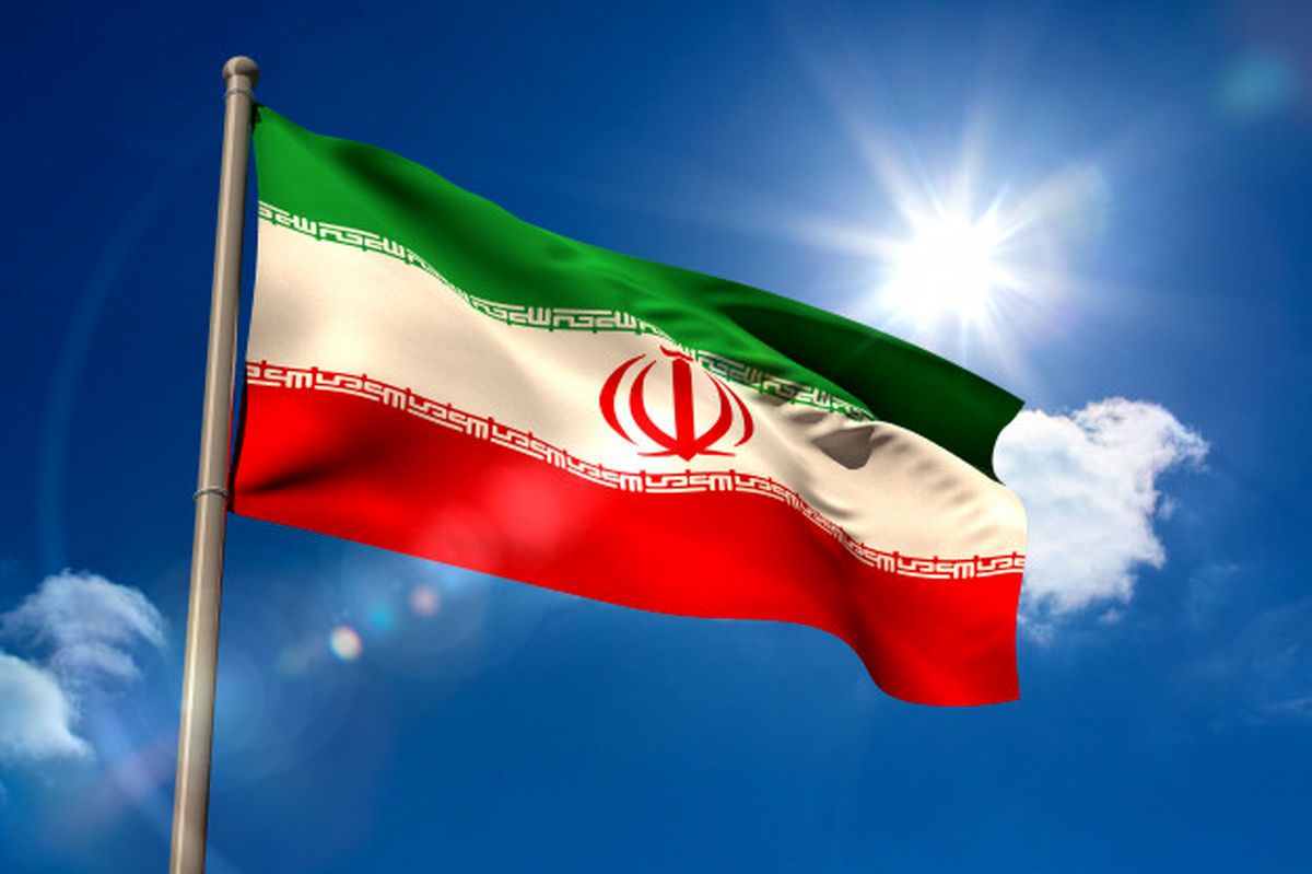 "برای ایران"، قطعه‌ای شنیدنی با صدای امیر آوید/ ویدئو

