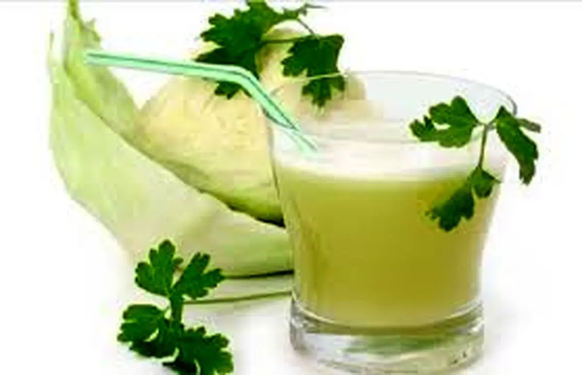 خاصیت شگفت‌ انگیز نوشیدن روزانه آب کلم