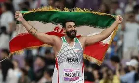 صبح‌ها تمرین و شب‌ها در اسنپ کار می‌کردم/ مسئولان عکس‌های‌شان را گرفتند و رفتند

