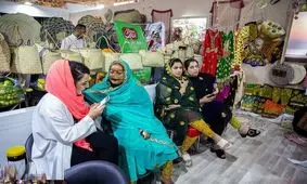 کیهان: اینجا مصلای تهران است یا کلکسیون مانکن؟