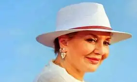سفر در زمان؛ تیپ و چهره هندی «فائقه آتشین» در اواخر دهه 40