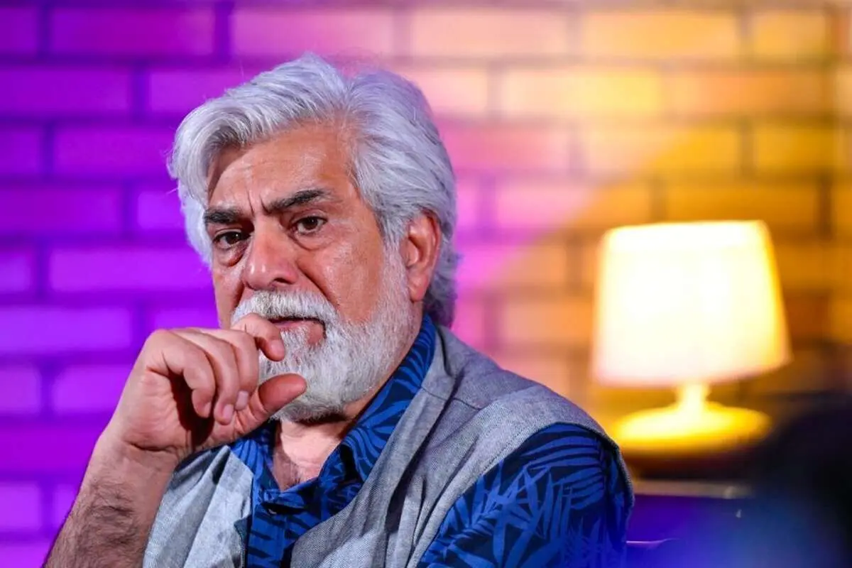 واکنش حسین پاکدل به وطن فروشان