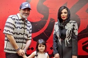 مهران غفوریان: دخترم هانا به عشق من و همسرم حسادت می کند/ کادو برای همسرم می گیرم دخترم دلخور می شود/ ویدئو