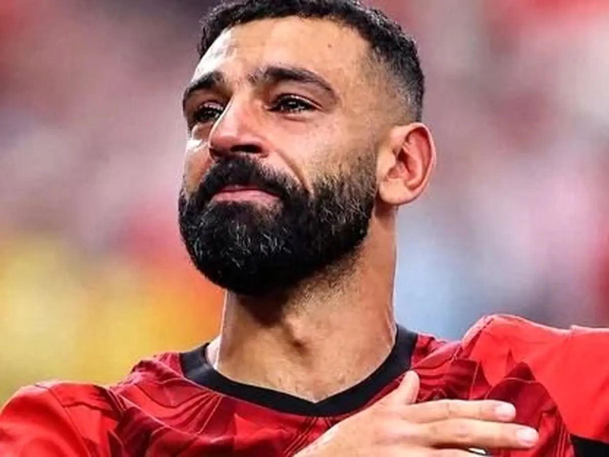 محمد صلاح، ستاره مصری فوتبال، با استقبال پرشور هواداران در شهر ترابزون ترکیه روبه‌رو شد