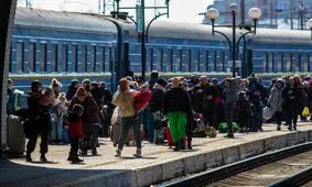 بیش از یک سوم اوکراینی‌ها پناهنده یا آواره شده‌اند


