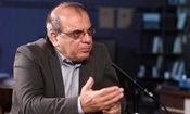 عباس عبدی: نامزدهای انتخاباتی باید موضع صریح خود را نسبت به عملکرد سه سال گذشته روشن کنند