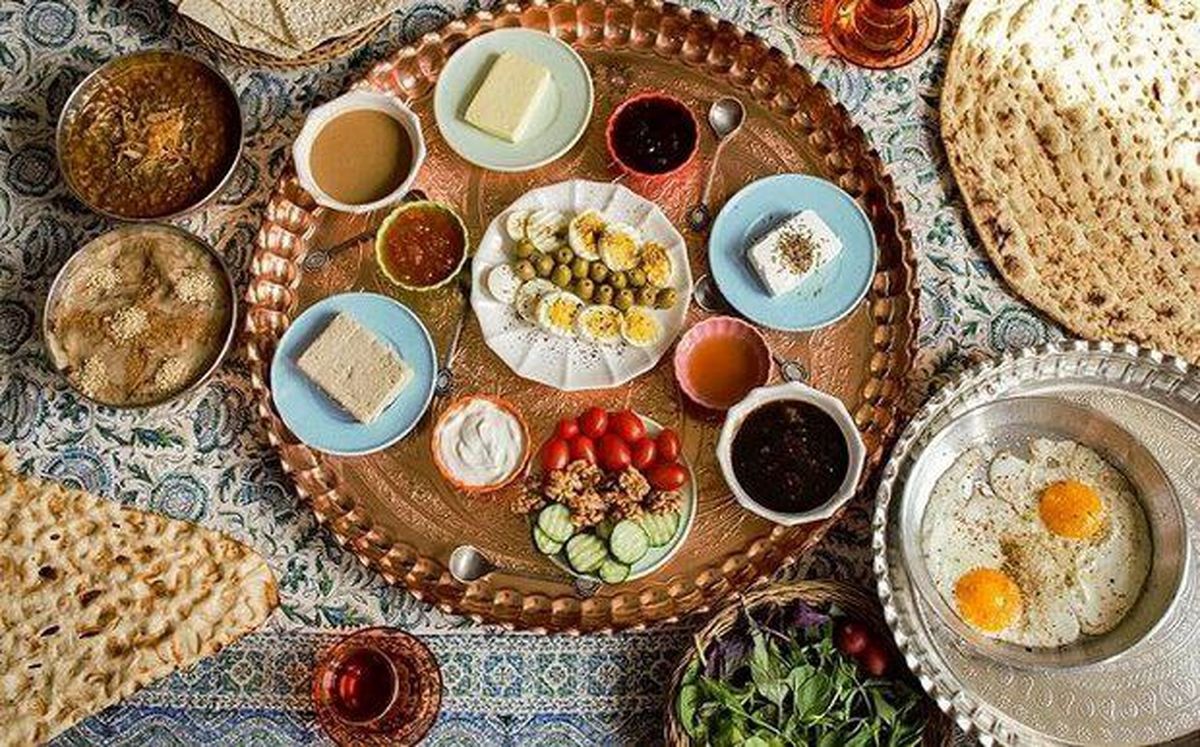 مصرف مواد قندی و شیرین در وعده افطار را کاهش دهید