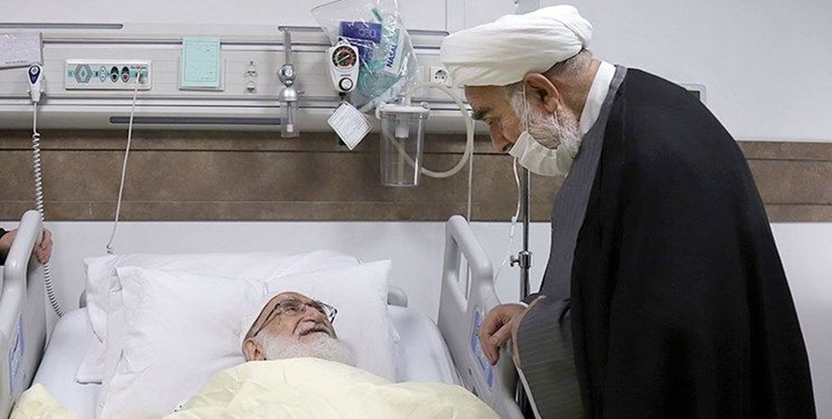 عیادت مسئول دفتر رهبر انقلاب از آیتالله نوری همدانی