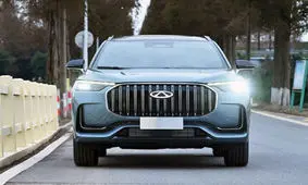 شاسی‌بلند پرچمدار چینی با قیمت باورنکردنی یک میلیارد و ۲۰۰ میلیون تومان