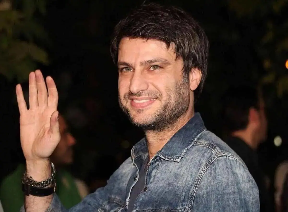 شهرام حقیقت‌دوست عزادار شد