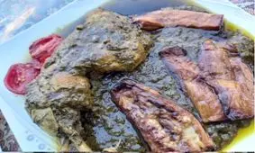 دستور تهیه خورش ریحان با مرغ و بادمجان