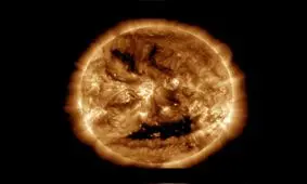 خورشید با لبخندی ترسناک به استقبال هالووین رفت!

