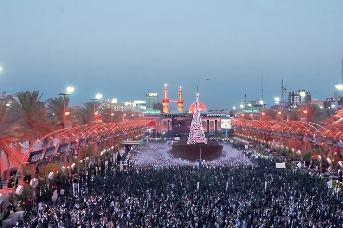 عزاداری دستهٔ معروف «بنی عامر» در بین الحرمین/ ویدئو

