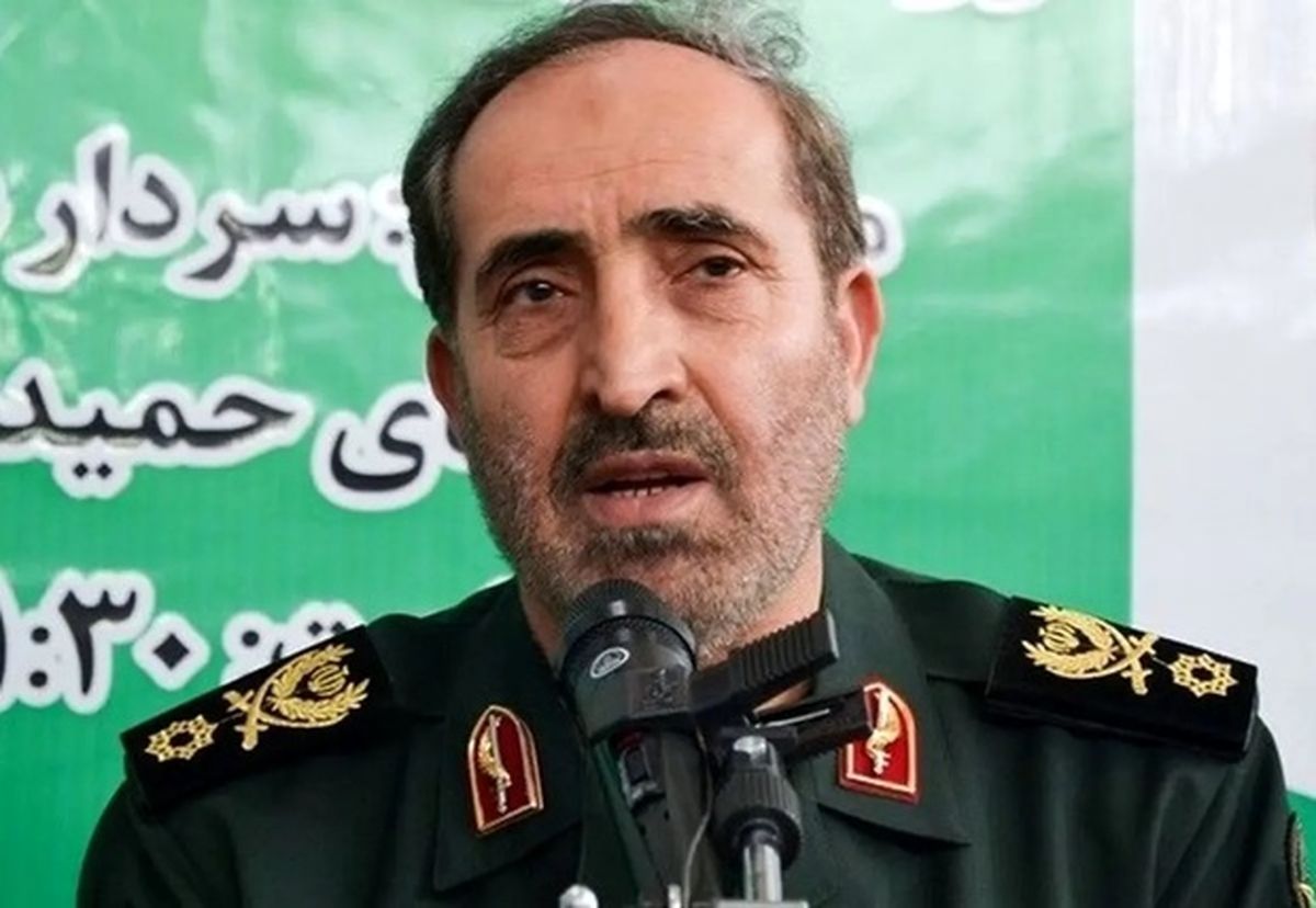  رهبر انقلاب سردار علی شادمانی را به فرماندهی قرارگاه مرکزی خاتم الانبیاء منصوب کردند 