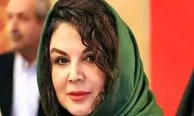 سفر در زمان؛ ژست جالب «شهره سلطانی» 11 سال قبل روی صحنه تئاتر