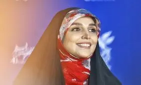 طعنه مژده لواسانی مجری تلویزیون به محمدرضا گلزار