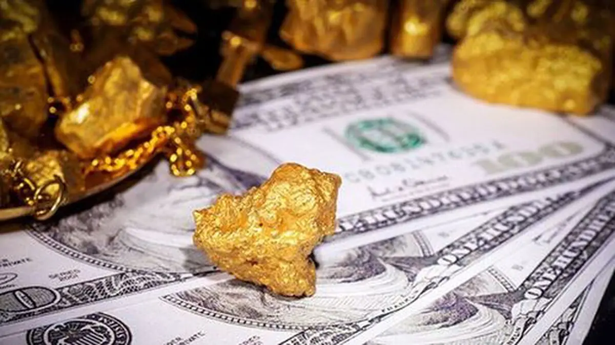 پیش‌بینی قیمت طلا و دلار فردا/ طلا و ارز کدام مسیر را می‌روند؟