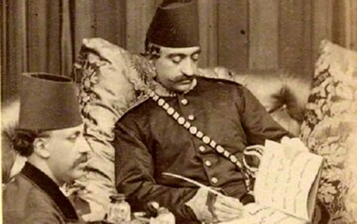 خاطرات ناصرالدین شاه: امین السلطان را فرستادم طول و عرض و ارتفاع طاق کسری را با طناب اندازه کند