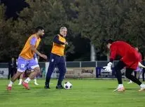 ویدئویی از حضور پزشکیان در اردوی بازیکنان تیم ملی فوتبال و پا به توپ شدنش