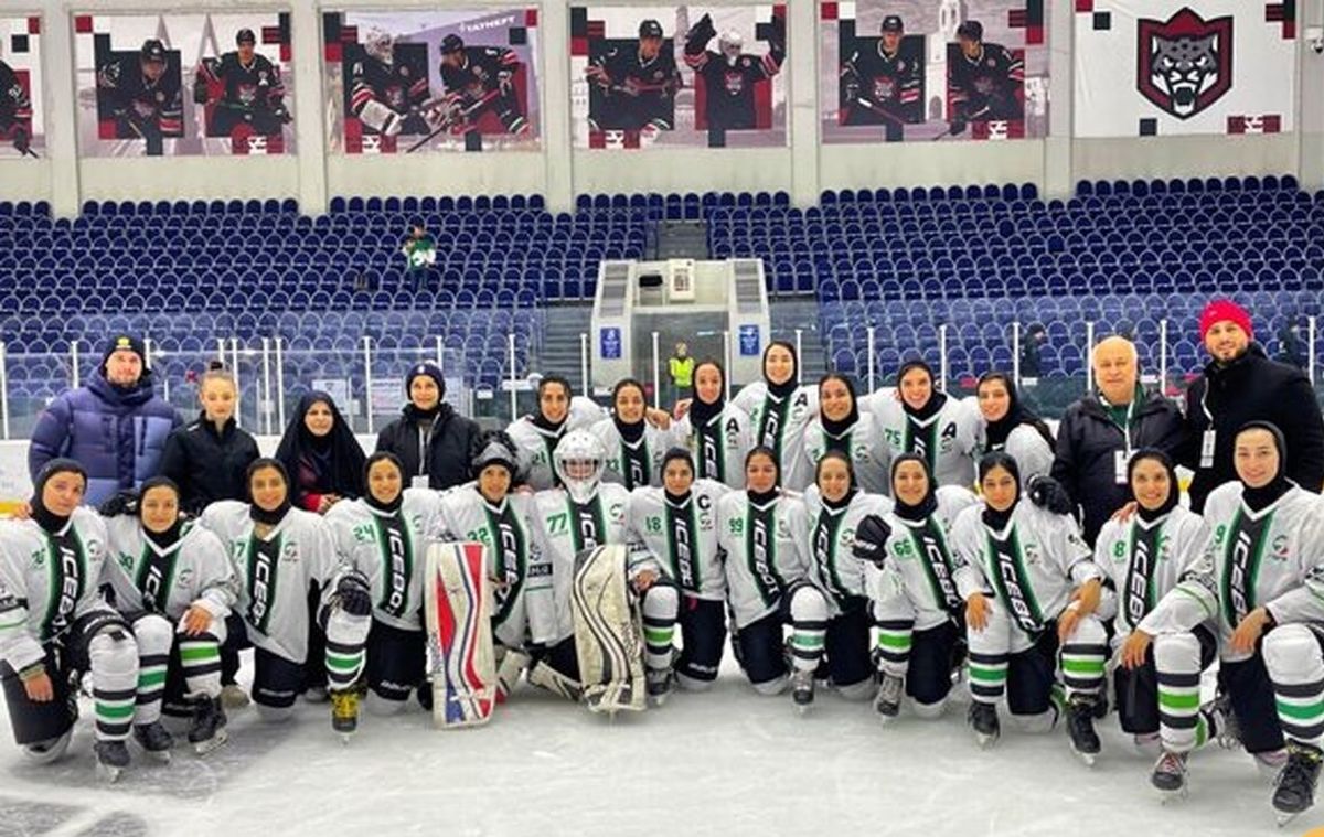 تیم ملی هاکی روی یخ زنان ایران با شکست عربستان فینالیست شد

