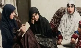 سفر در زمان؛ از «احمدشاه در میدان اسبدوانی» تا «تولید تریاک روی پشت‌بام» 