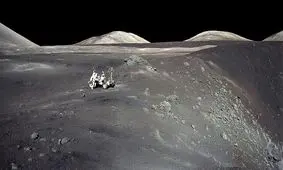 عکس روز ناسا از ماه‌نورد و فضانورد ماموریت «آپولو ۱۷»

