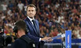  هو شدن مکرون در جریان افتتاحیه مسابقات ورزشی/ ویدئو