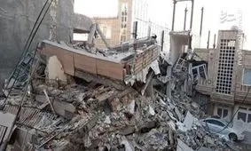 بیرون کشیدن ۷ کودک از زیر آوار ساختمان‌های مسکونی نارمک