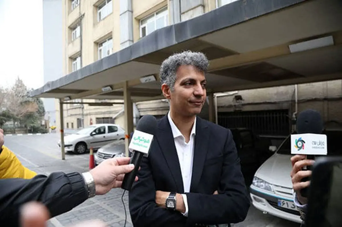 موی سپید عادل فردوسی‌پور