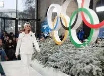 المپین ها روی صحنه مد قدم زدند/ ویدئو