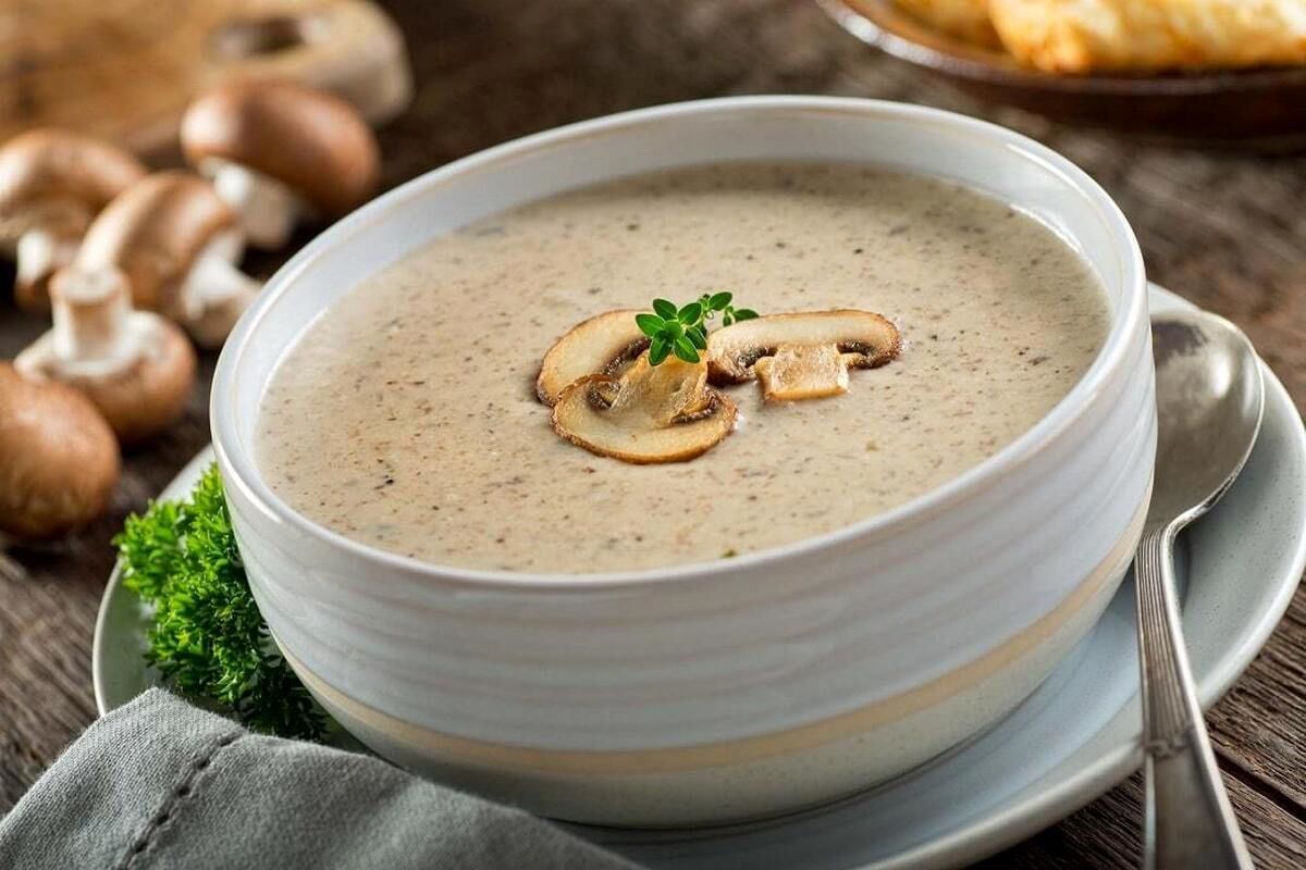 طرز تهیه سوپ قارچ رستورانی+ فوت و فن‌های پخت یک سوپ غلیظ