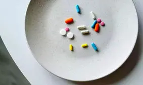 مصرف زیاد این ویتامین باعث سکته مغزی و بیماری‌ قلبی می‌شود