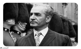 سفر در زمان؛ «محمدرضا پهلوی» در حال قدم زدن در زوریخ سوئیس؛ سال 1348 