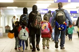 زنگ خطر به صدا درآمد: ۶۰ درصد ایرانیان به مهاجرت فکر می‌کنند