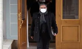 دریادار دیپلمات / کارنامه سیاسی علی شمخانی، از گروه منصورون تا شورای عالی امنیت ملی / مردی که مدال "عبدالعزیز" بر گردن انداخت