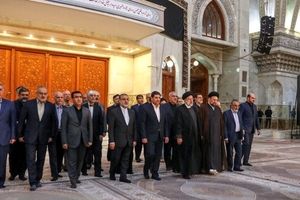 تجدید میثاق رئیس‌جمهور و هیات دولت با آرمان‌های امام خمینی (ره)/ رئیسی: خستگی و ناامیدی ممنوع است