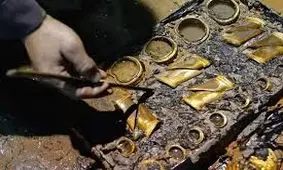 کشف «سُم‌های طلایی اسب» از مقبرۀ ۲ هزارسالۀ