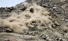 لحظات اولیه وقوع زلزله در نایبند عسلویه ، دیروز جمعه ۲۴ بهمن/ ویدئو 