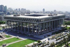  باید با افرادی که به نام ایدئولوگ نظام، عوامفریبی کردند و دانسته یا نادانسته در خدمت اسرائیل قرار گرفتند، برخورد شود/ صدا و سیما هم از افراد کم سواد و مشکوک پاکسازی شود