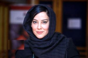 آشا محرابی: من اصلا شبیه آنجلینا جولی نیستم فکر می کنم دارید مسخرم می کنید/ ویدئو