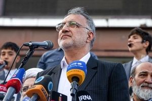 واکنش زاکانی به تهدید استعفای اعضای شورای شهر در صورت عدم تغییر شهردار تهران: کار بسیار نامناسبی است/ ویدئو