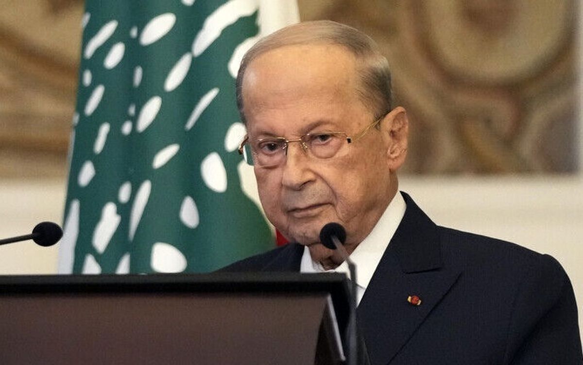 رئیس جمهور لبنان استعفای دولت را پذیرفت

