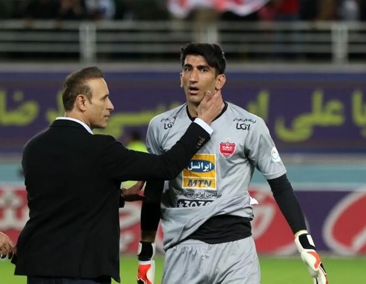 جنجال بیرو/ فسخ قرداد با پرسپولیس، توافق با استقلال/ بیرانوند آبی پوش شد/ ویدئوهایی از سکوت او و تجمع هواداران


