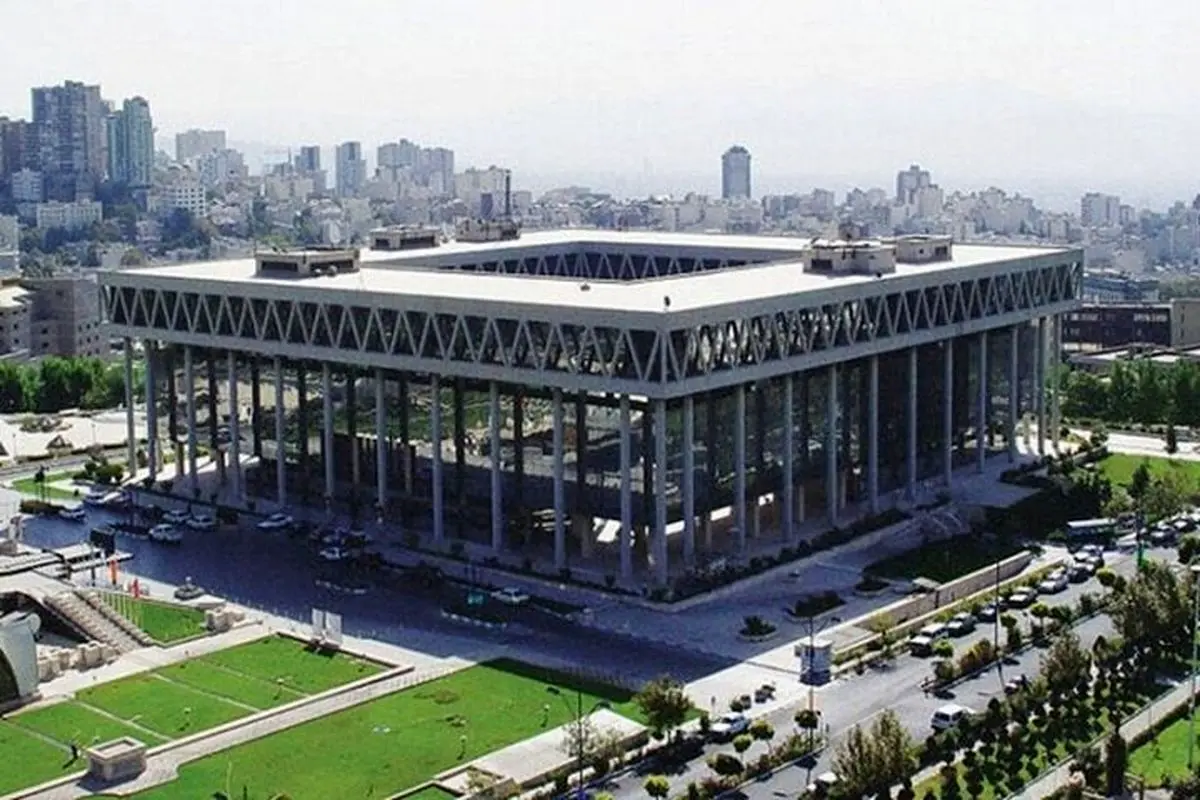 ادبیات عجیب مدیر شبکه آموزش صداوسیما سوژه شد/ ویدئو