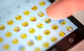 چرا افراد از یک ایموجی بیشتر از بقیه استفاده می‌کنند؟