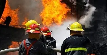آتش سوزی در شهرک طالقانی تبریز ۱۵ مصدوم بر جای گذاشت.