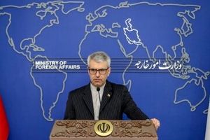 بقائی: شایعه دیدار پزشکیان و ترامپ، خبرسازی جعلی است