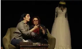 حرکات موزون ژاله صامتی و دخترش پربازدید شد/ ویدئو