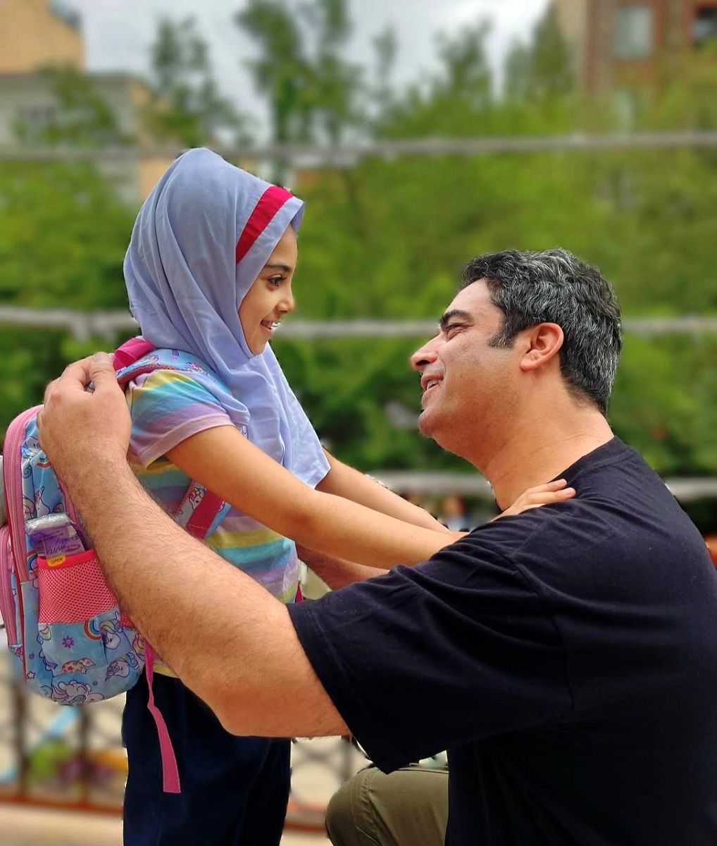 منوچهر هادی و دخترش 2