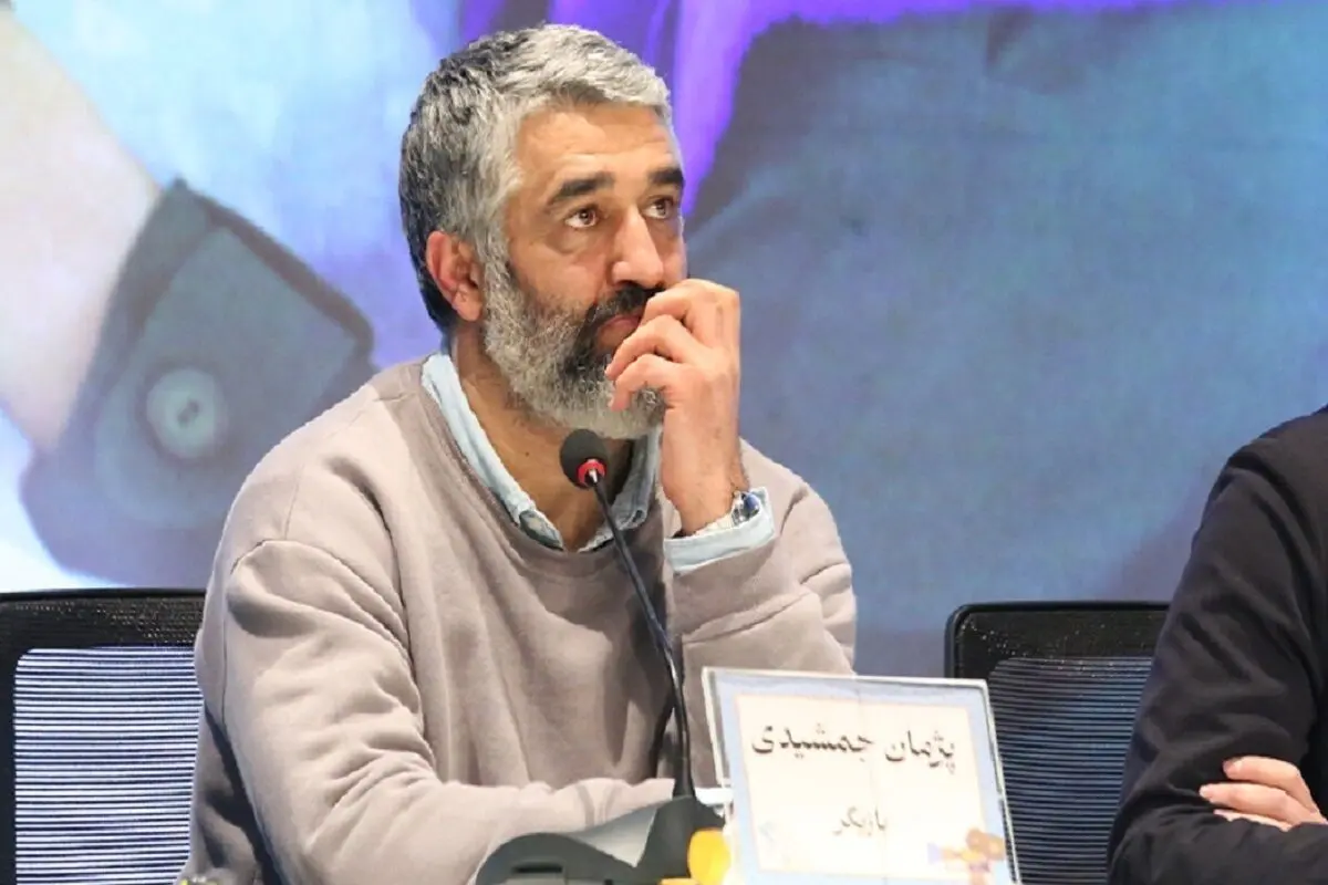 وکیل پژمان جمشیدی: موکلم وثیقه را خودش داده و ممنوع‌الکار نیست

